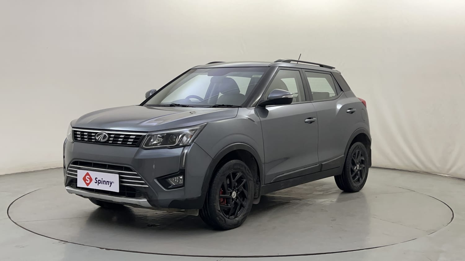 2022 Mahindra XUV 300 W8 1.5 Diesel
