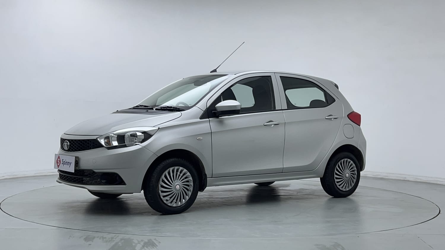 2018 Tata Tiago Revotron XTA AMT [2017-2024]
