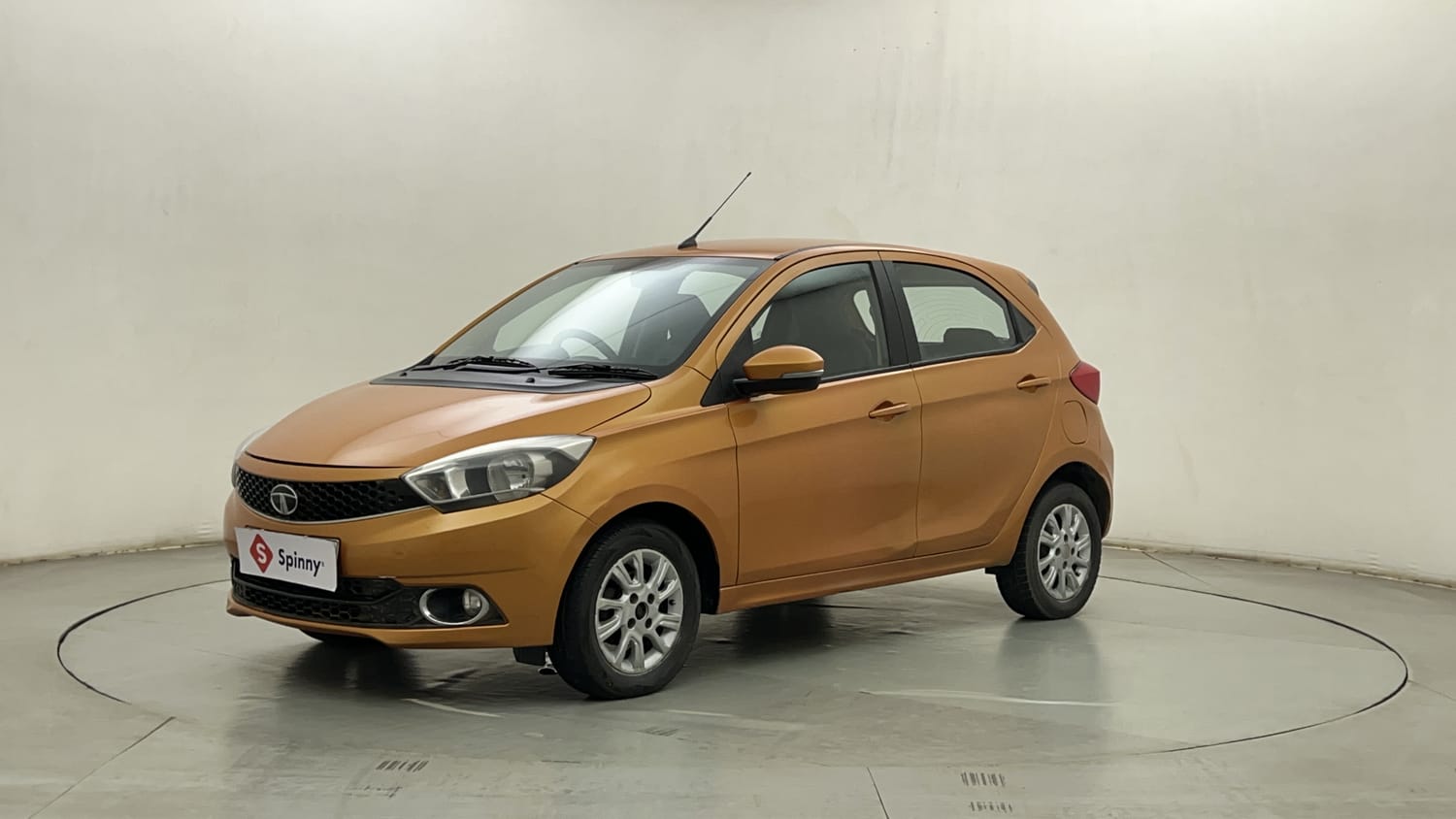 2016 Tata Tiago Revotorq XZ