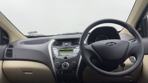 Used 2017 Hyundai Eon Magna + Petrol Manual interior DASHBOARD VIEW