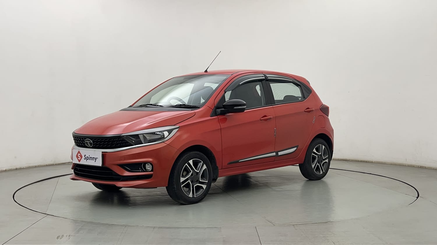 2021 Tata Tiago XZ Plus
