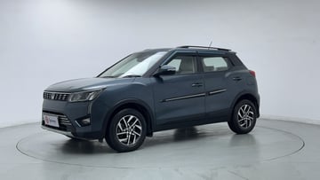 Used 2023 Mahindra XUV 300 W8 (O) 1.2 Petrol Petrol Manual Image