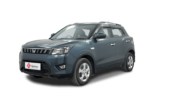 Used 2023 Mahindra XUV 300 W6 1.2 Petrol AMT Petrol Automatic Image