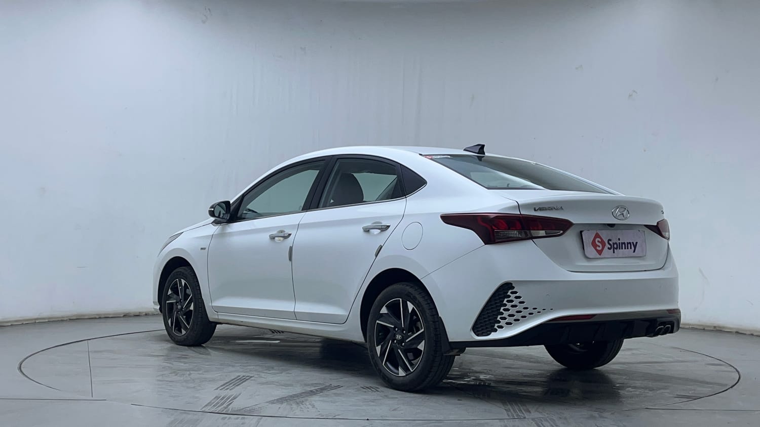 2022 Hyundai Verna - 3