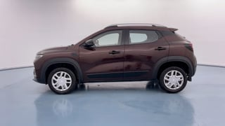 Used 2022 Renault Kiger RXT MT Petrol Manual exterior LEFT SIDE VIEW