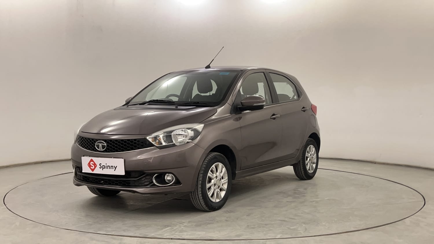 2018 Tata Tiago Revotron XZ