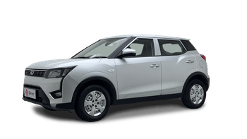 Used 2022 Mahindra XUV 300 W4 1.2 Petrol Petrol Manual Image