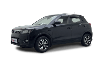 Used 2023 Mahindra XUV 300 W6 1.2 Petrol Petrol Manual Image