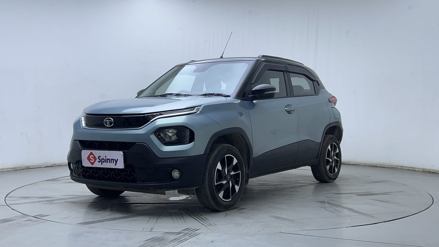 2023 Tata Punch Creative MT