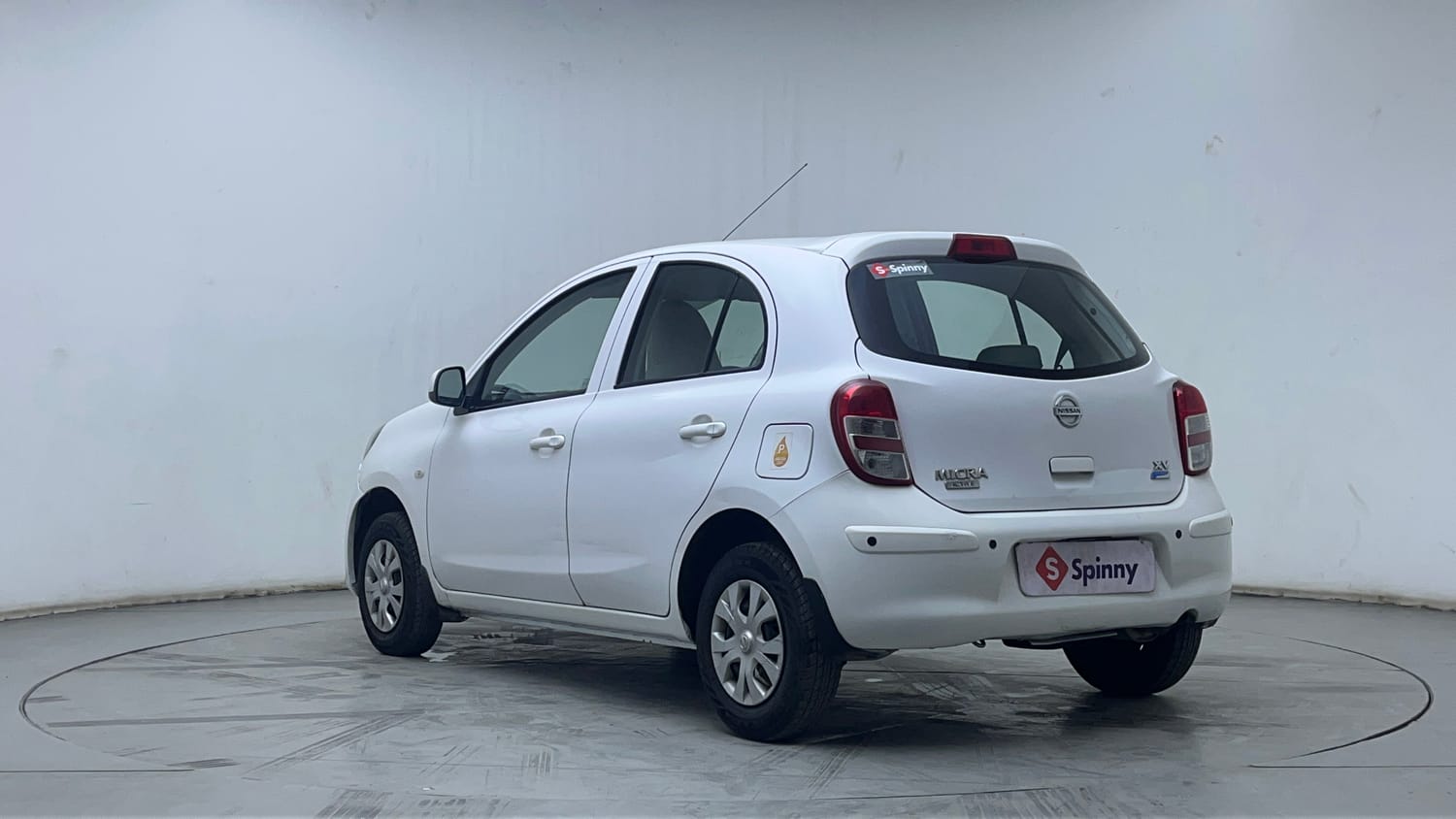 2017 Nissan Micra Active - 3