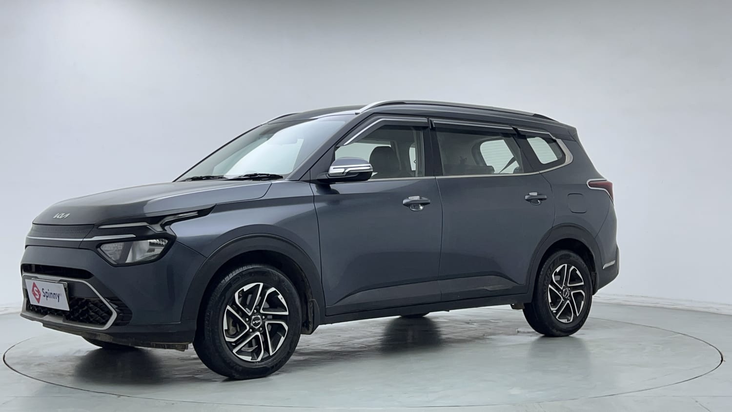 2022 Kia Carens Prestige Plus 1.4 Petrol MT 7 STR