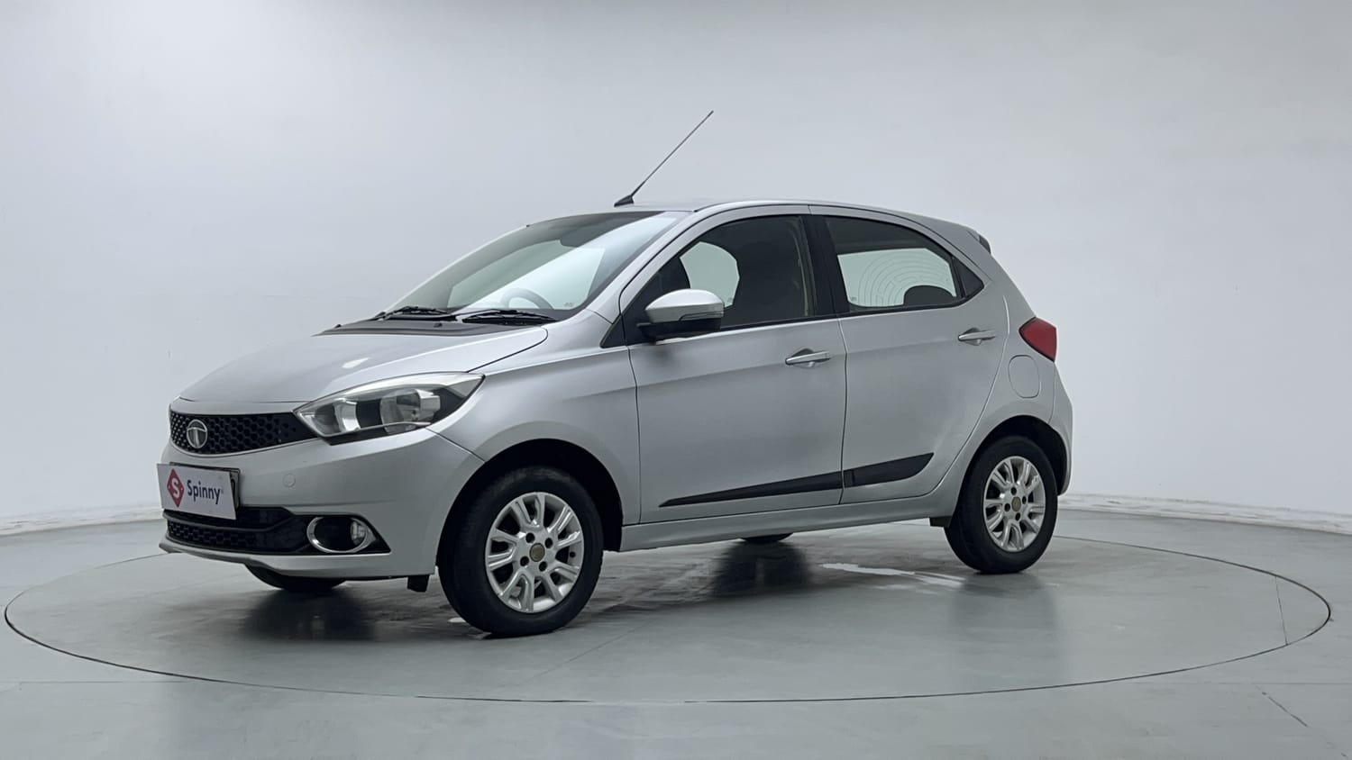 2017 Tata Tiago Revotron XZA