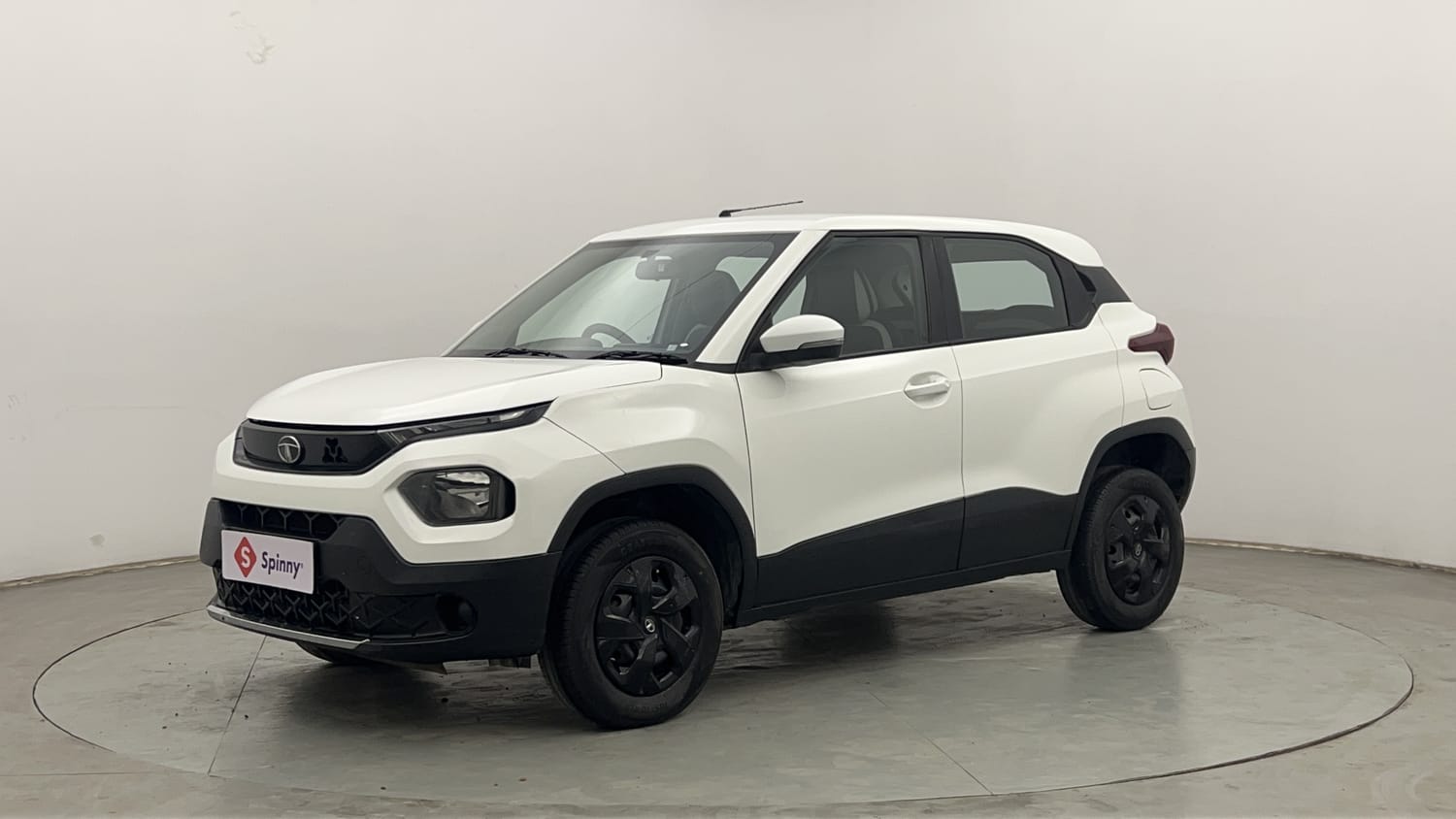 2022 Tata Punch Adventure MT