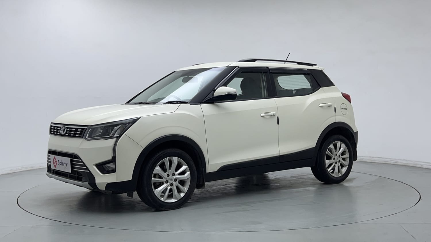 2019 Mahindra XUV 300 1.2 W8
