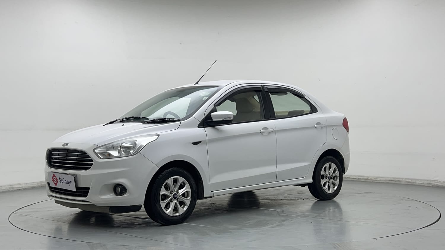 2017 Ford Figo Aspire 1.2P Titanium MT BS IV