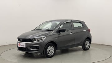 Used 2025 Tata Tiago XE Petrol Manual Image