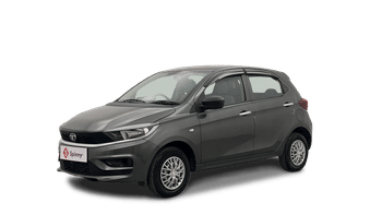 Used 2025 Tata Tiago XE Petrol Manual Image