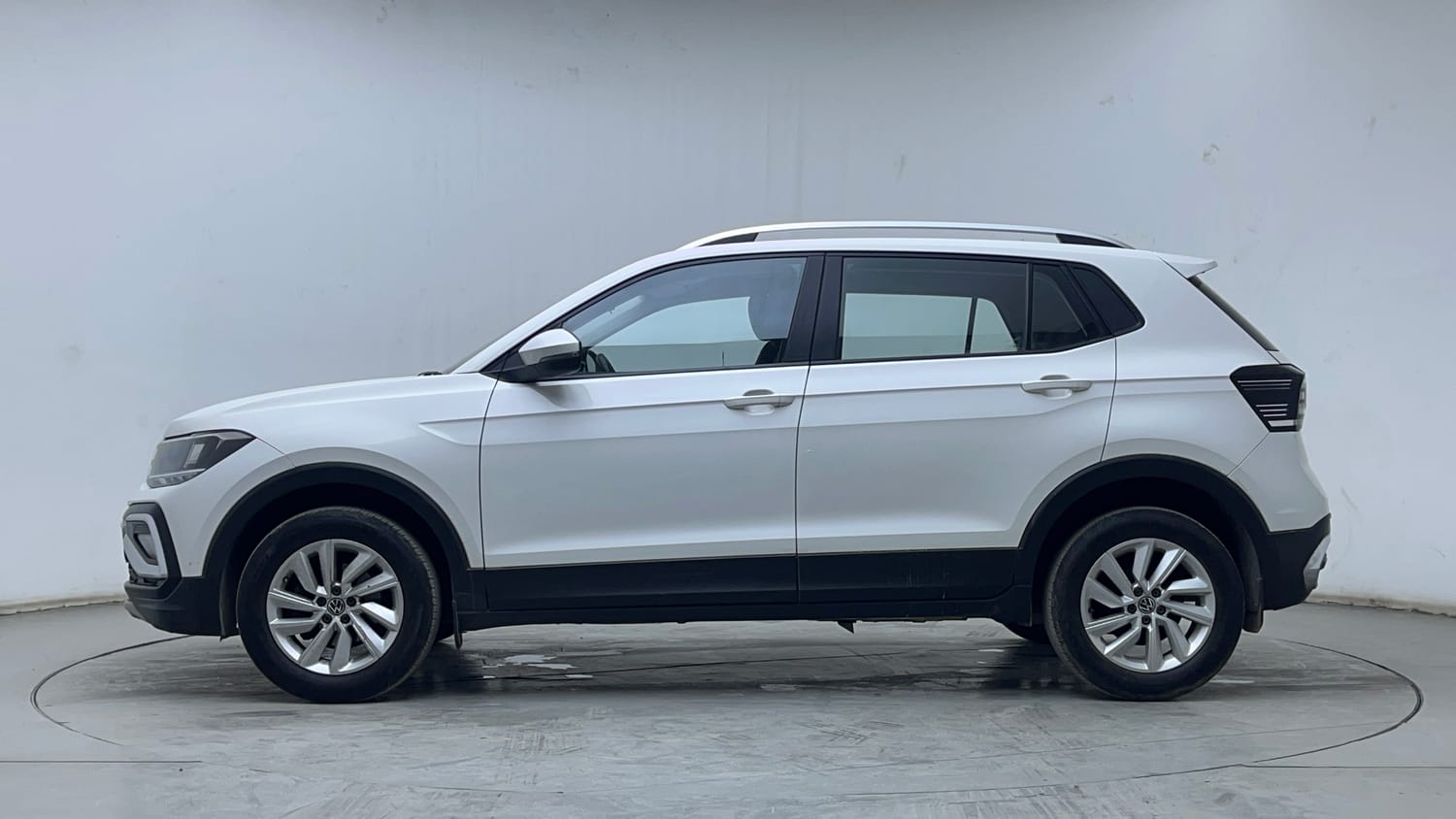2022 Volkswagen Taigun - 2