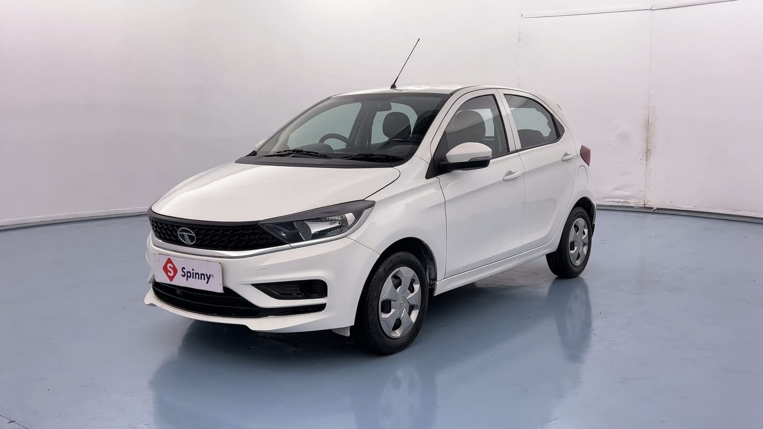 2021 Tata Tiago XT