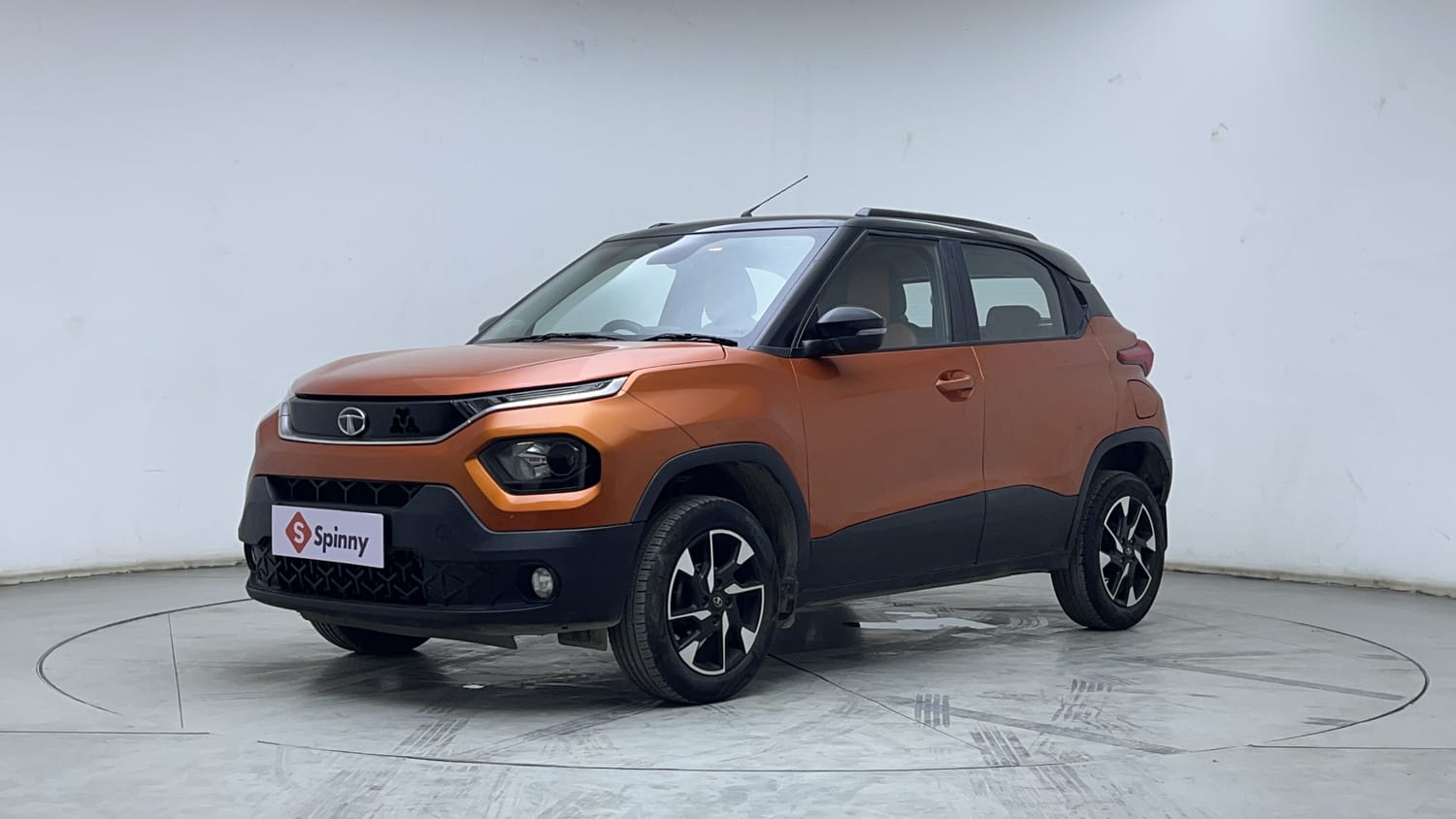 2022 Tata Punch Creative Dual Tone AMT