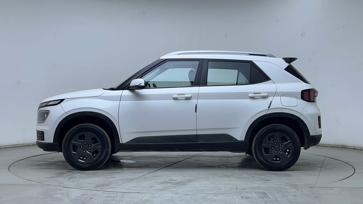 2023 Hyundai Venue - 2