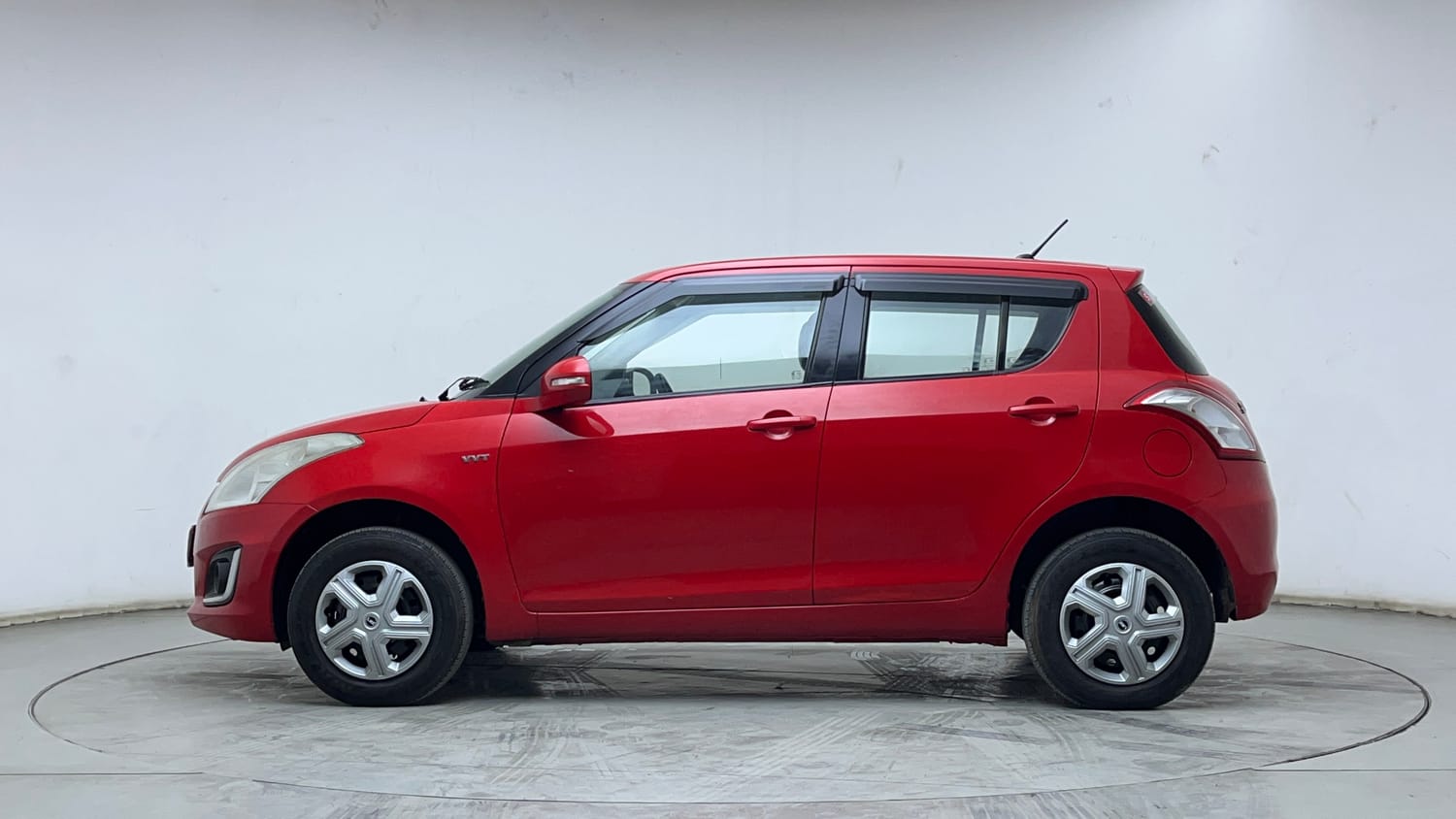 2015 Maruti Suzuki Swift - 2