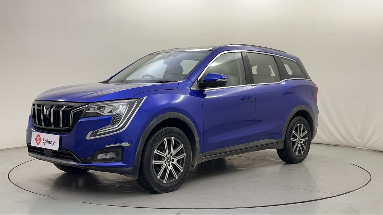 2021 Mahindra XUV700 AX 7 Diesel AT Luxury Pack 7 STR