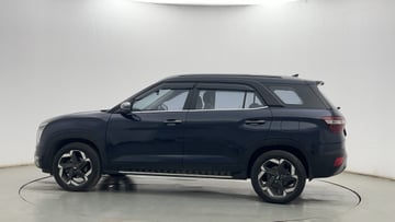Used 2023 Hyundai Alcazar Signature (O) 7 STR 1.5 Petrol DCT Petrol Automatic Image