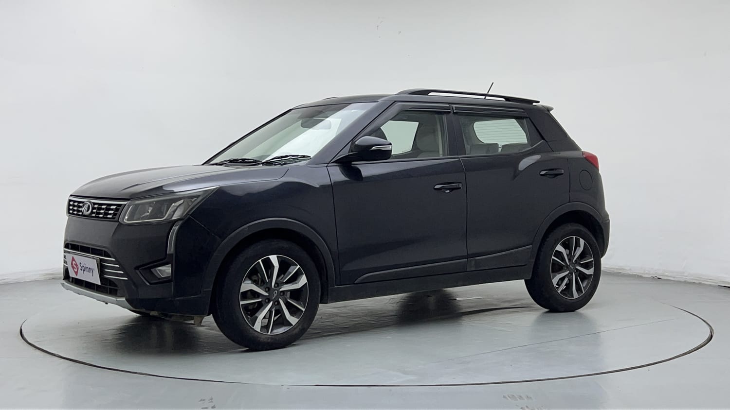 2020 Mahindra XUV 300 W8 (O) 1.2 Petrol