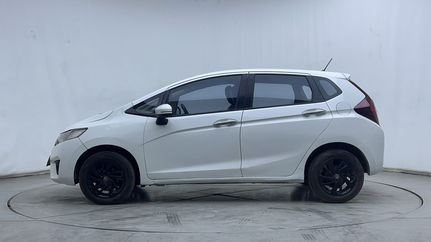 2016 Honda Jazz - 2
