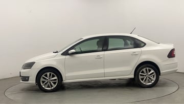 Used 2022 Skoda Rapid Style AT Petrol Automatic Image