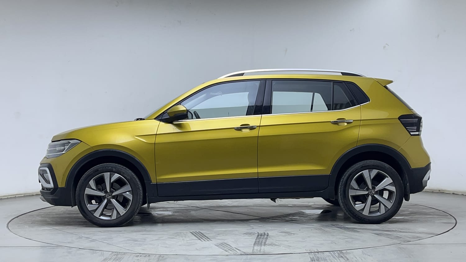 2021 Volkswagen Taigun - 2