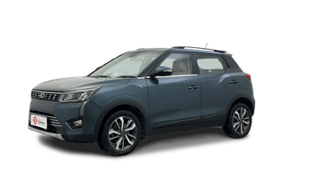 Used 2022 Mahindra XUV 300 W8 (O) 1.2 Petrol Petrol Manual Image