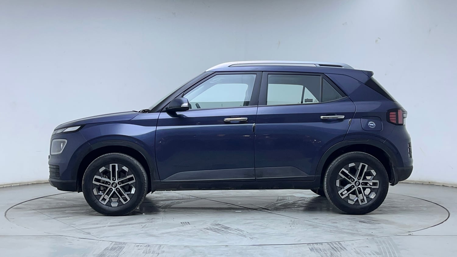 2023 Hyundai Venue - 2