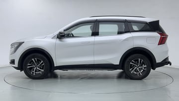 Used 2024 Mahindra XUV700 AX 5 Petrol AT 5 STR Petrol Automatic Image