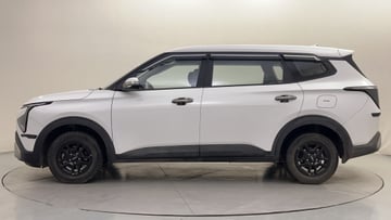 Used 2025 Kia Carens Clavis HTE(O) 1.5 Petrol MT Petrol Manual Image