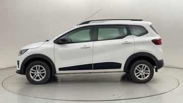 Used 2024 Renault Triber RXT Petrol Manual Image