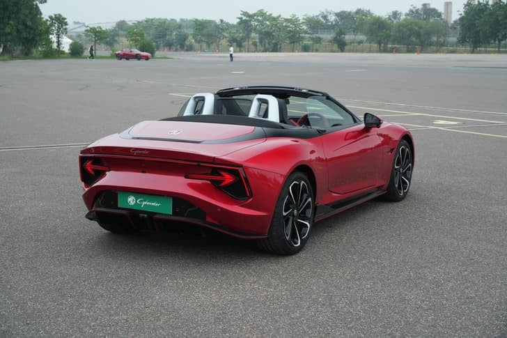 New MG Motors Cyberster exterior RIGHT FRONT CORNER VIEW