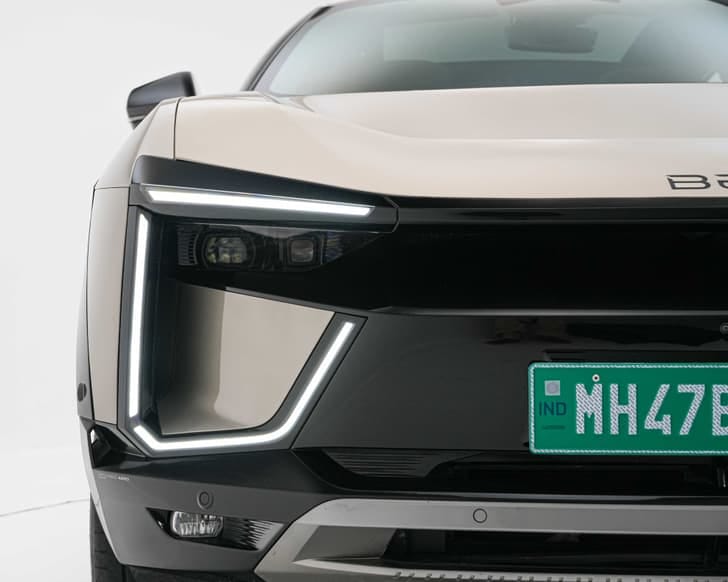 New Mahindra BE 6 exterior RIGHT SIDE VIEW