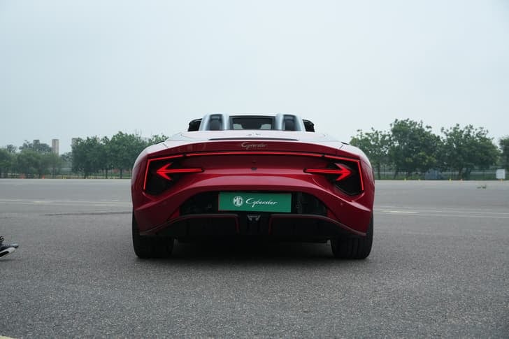 carImage