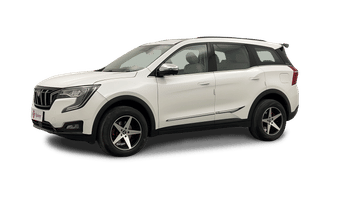 Used 2022 Mahindra XUV700 AX 7 Diesel AT Luxury Pack 7 STR Diesel Automatic Image