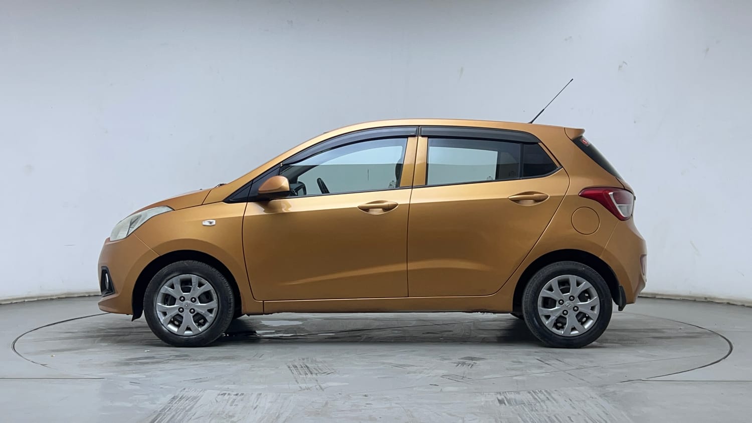 2015 Hyundai Grand i10 - 2