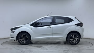 Used 2023 Tata Altroz XZA Petrol Petrol Automatic Image