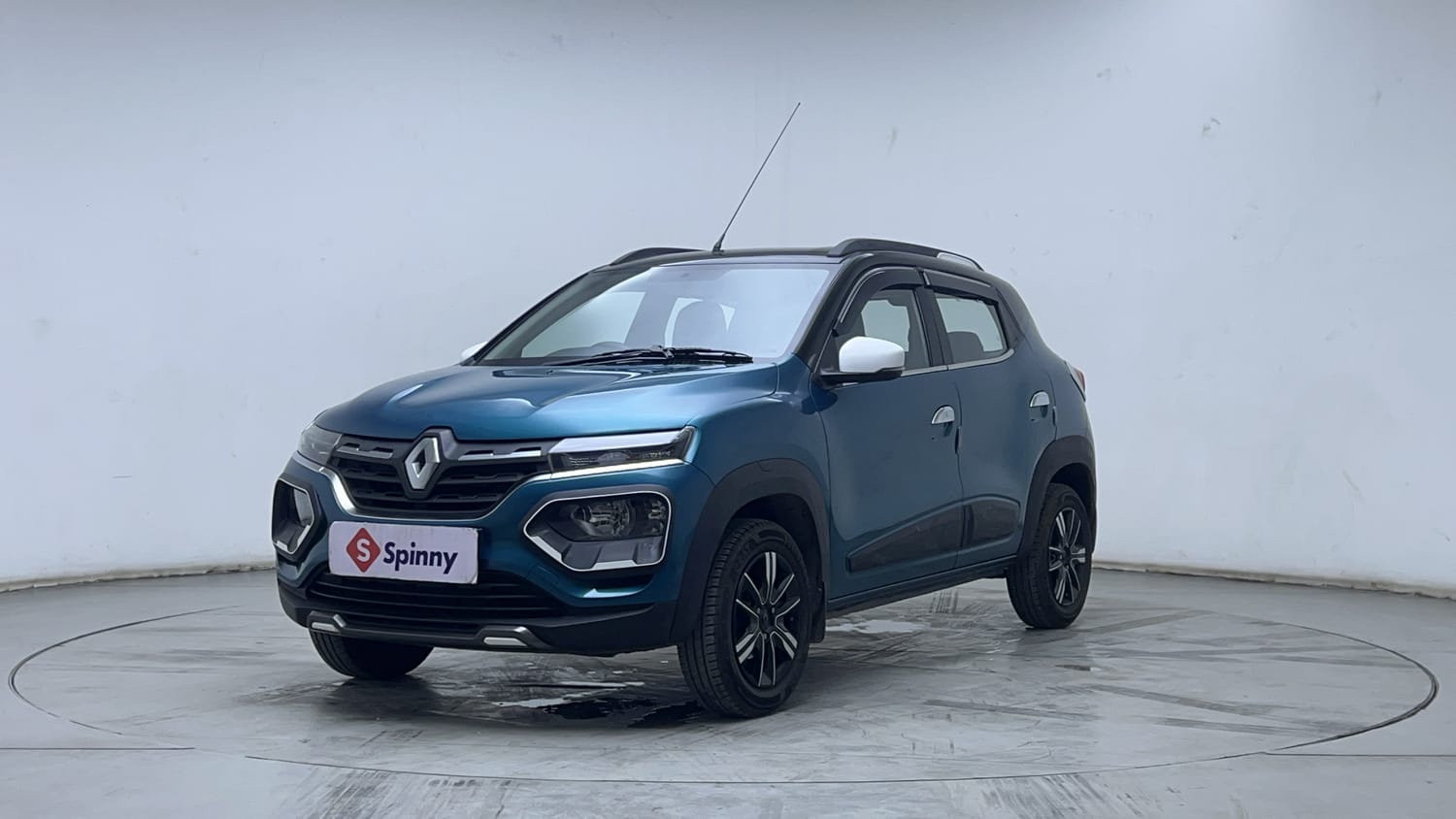 2024 Renault Kwid CLIMBER 1.0 MT Dual Tone