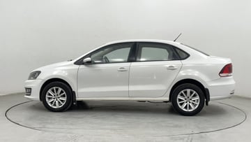 Used 2016 Volkswagen Vento Highline 1.2 (P) AT Petrol Automatic Image
