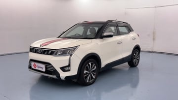 Used 2021 Mahindra XUV 300 W8 (O) 1.5 Diesel AMT Diesel Automatic Image