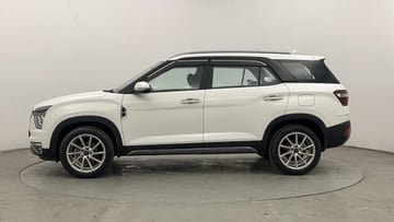 Used 2023 Hyundai Alcazar Platinum 7 STR 1.5 Turbo Petrol Petrol Manual Image