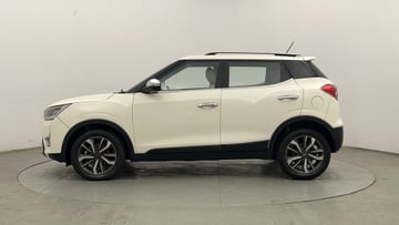 Used 2019 Mahindra XUV 300 1.5 W8 (O) AMT Diesel Automatic Image