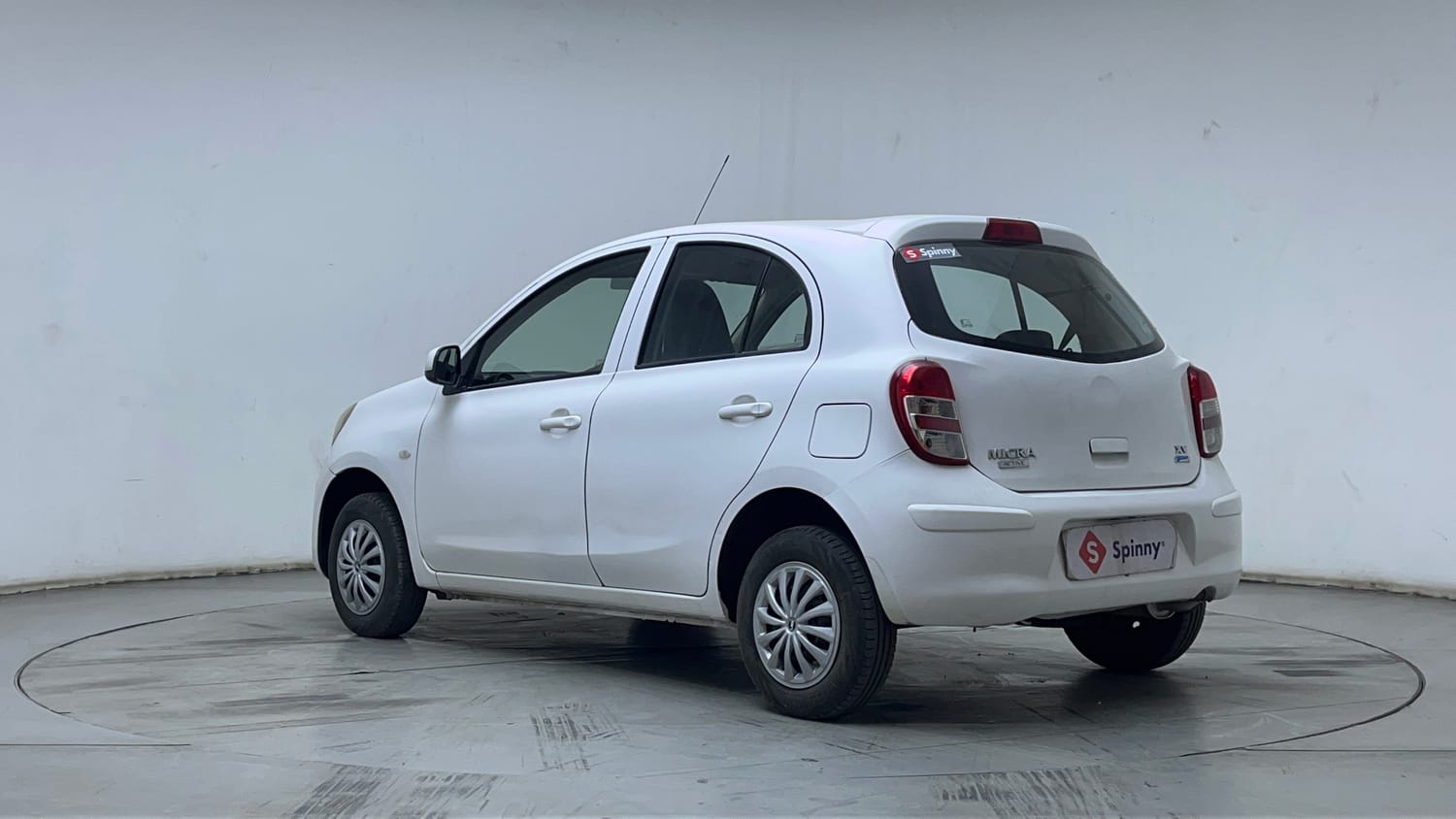 2016 Nissan Micra Active - 3