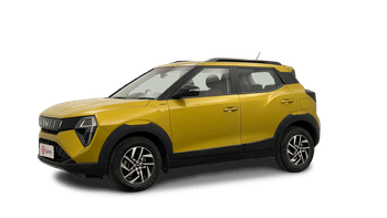 Used 2025 Mahindra XUV 3XO AX5 1.2 Petrol AT Petrol Automatic Image